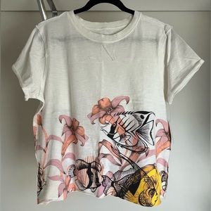 NWT Anthropologie Maeve Graphic tee with flower and fish pattern, raw ends